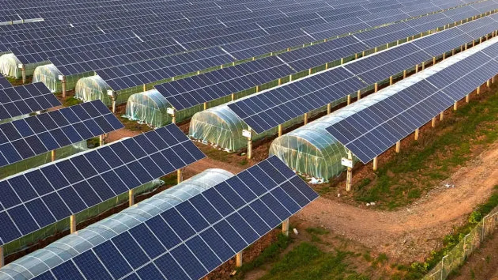 Pourquoi passer à l'énergie solaire au Sénégal en 2025 ?
